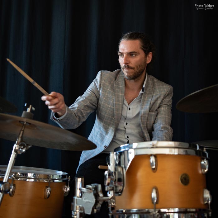 Tom Moretti - Prana III - Bio